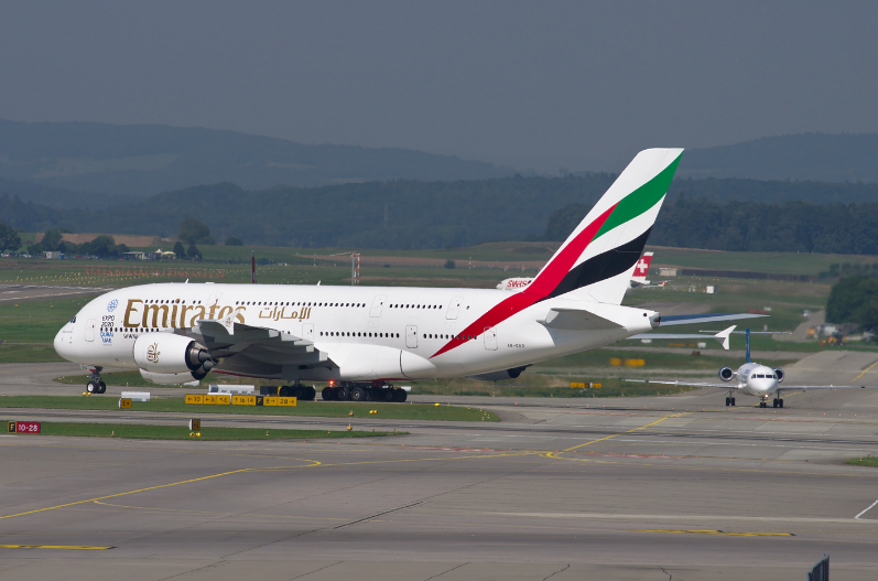 Emirates postpones start of Tel Aviv flights