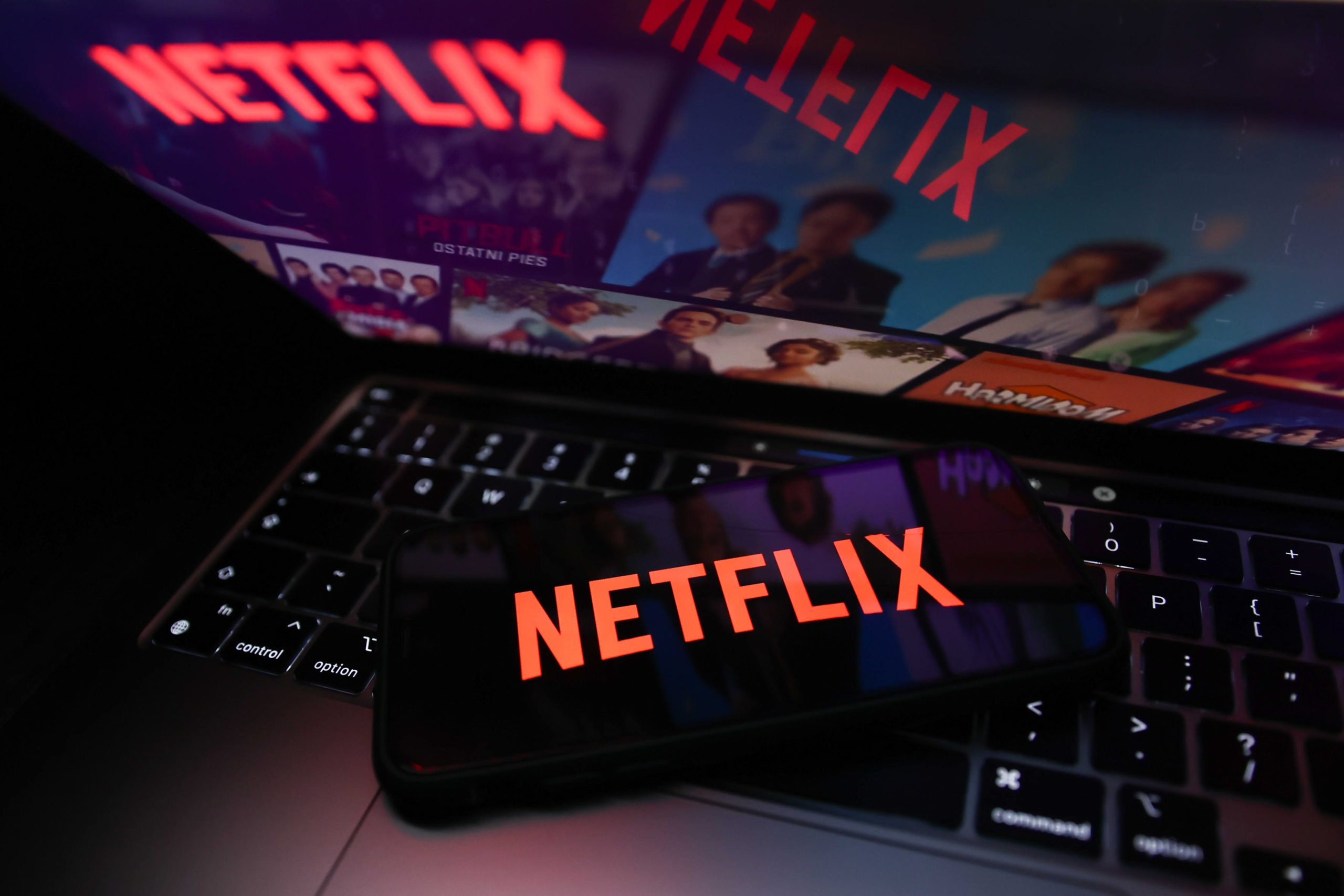 Netflix Plans To Charge Extra For Password Sharing