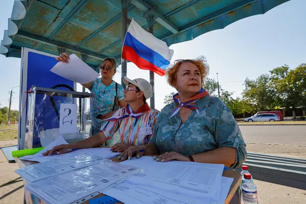 Occupied Ukraine Forced To Vote in Russian Elections