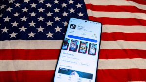 Chinese TikTok returns to US app store