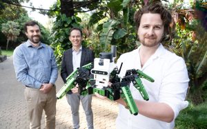 Australian researchers bring brain-like efficiency to robot navigation.
