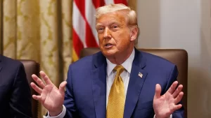 Trump threatens Brazil with 50% tariff and demands Bolsonaro's trial end.