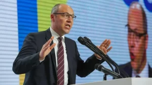 Prominent Ukrainian politician Andriy Parubiy shot dead in Lviv.
