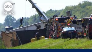 Five dead in bus crash after Niagara Falls tour.