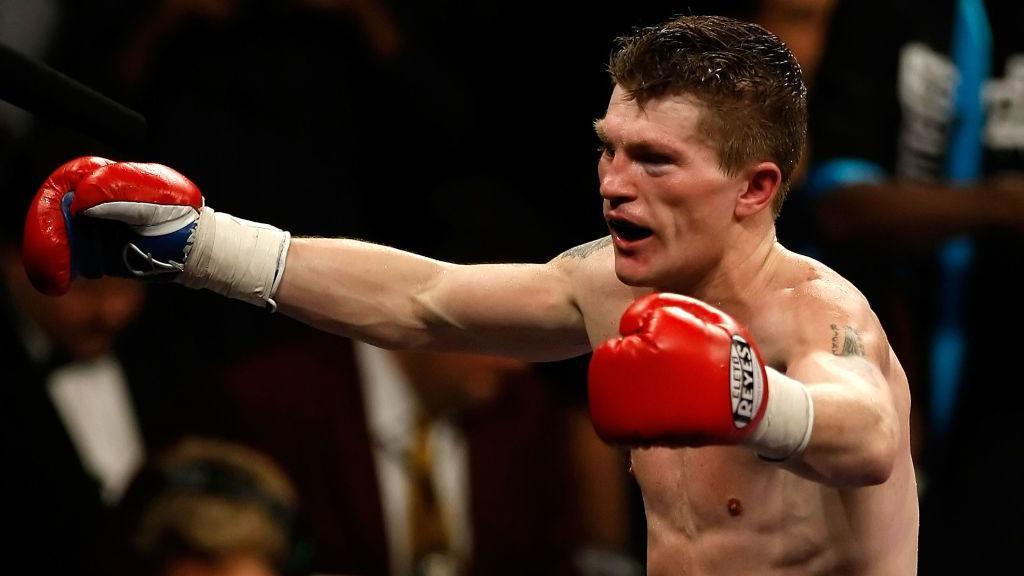 Former world champion Hatton dies aged 46.