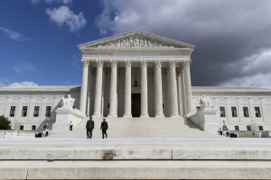 US Supreme Court ruling lets Trump fire top official on FTC.