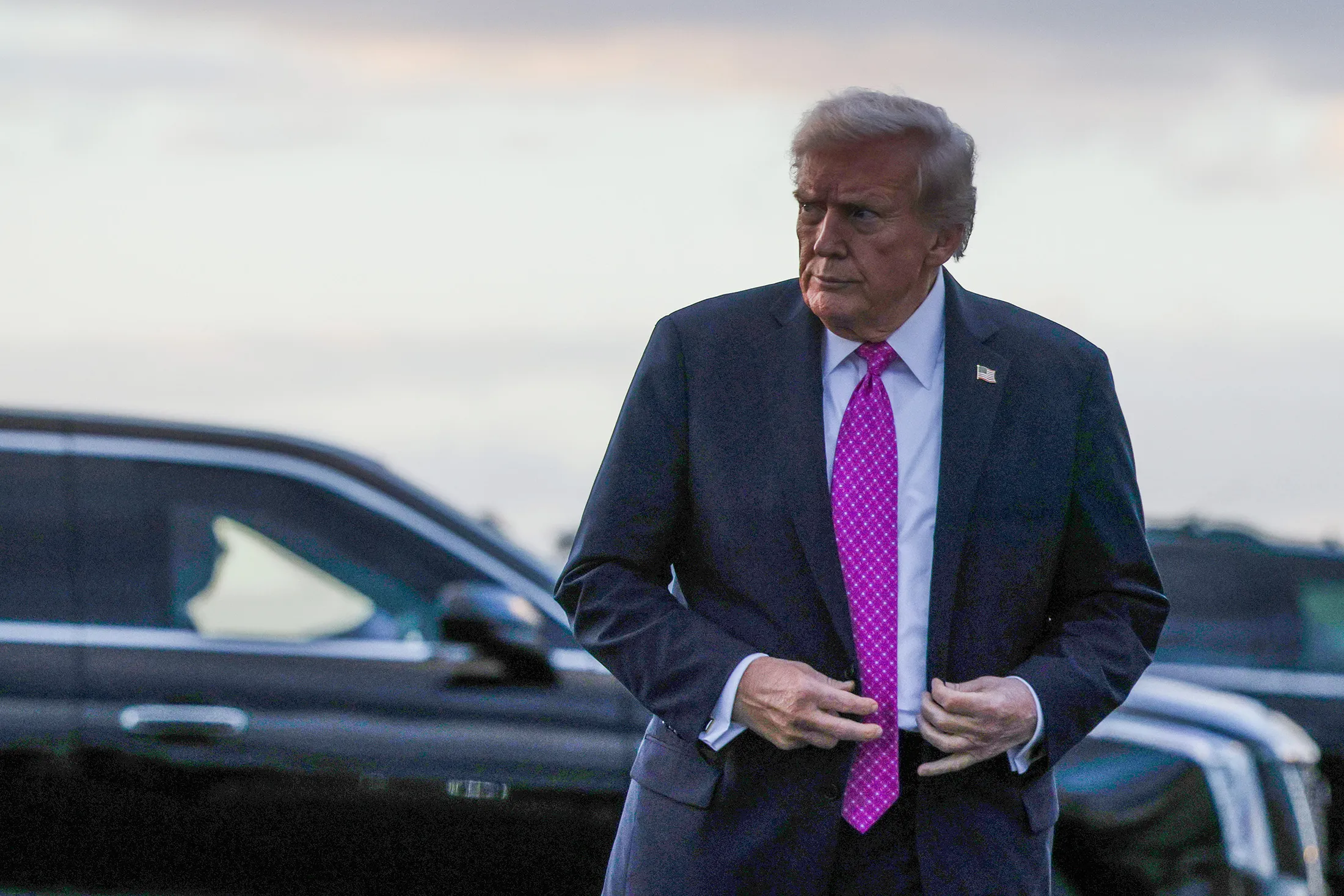 Trump ends aid to Colombia and calls country's leader a 'drug leader'.