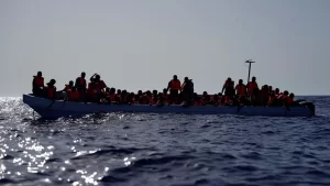 40 African migrants die in shipwreck off Tunisia.
