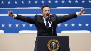 Musk becomes world's first half-trillionaire.