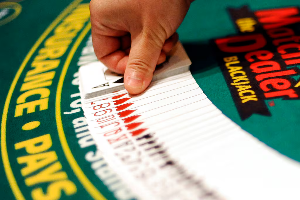 US governor wins $1.4m playing blackjack in Las Vegas.