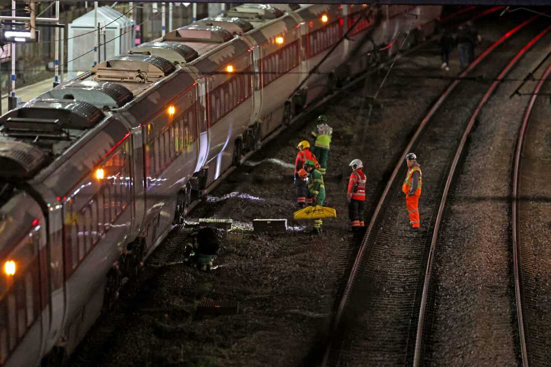Nine people suffer life-threatening injuries in UK after train stabbing attack.