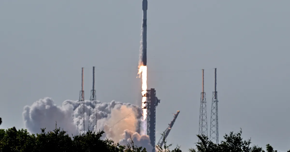 SpaceX launches first Starlink deployment mission since problem strikes satellite.