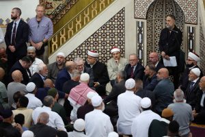 PM Albanese heckled, booed during visit to Australia’s largest mosque over stance on Israel.