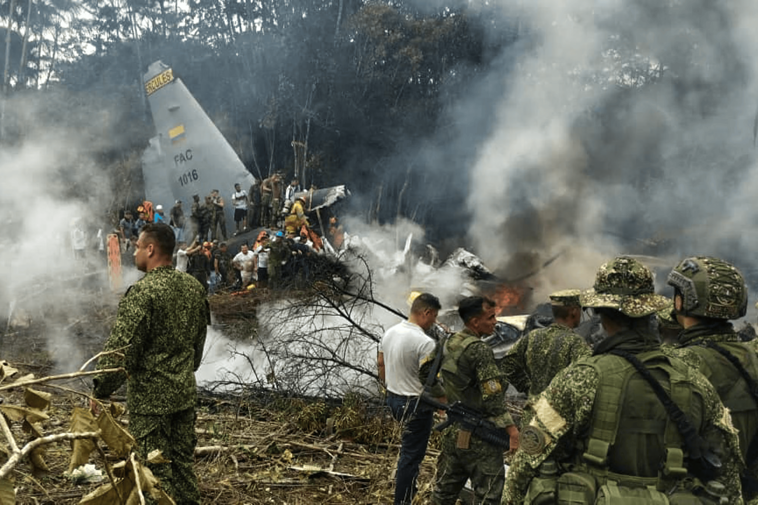 Eight die, 71 ‘rescued’ as plane with 125 on board crashes in Colombia.