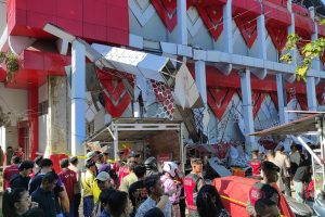 Magnitude 7.4 earthquake hits off Indonesia, killing one.