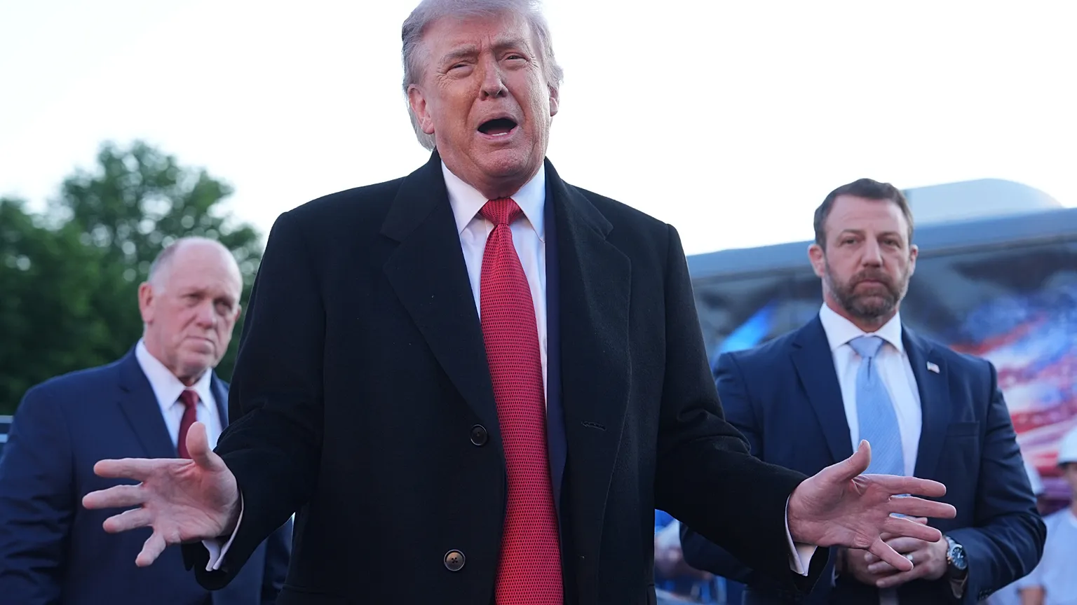 Trump says Russia and Ukraine to observe three-day ceasefire.