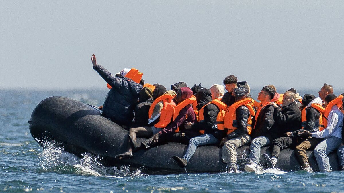 Number of small boat migrants to UK tops 200,000.