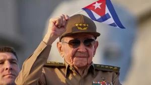 US charges Cuba's Raúl Castro with murder over 1996 downing of two planes.