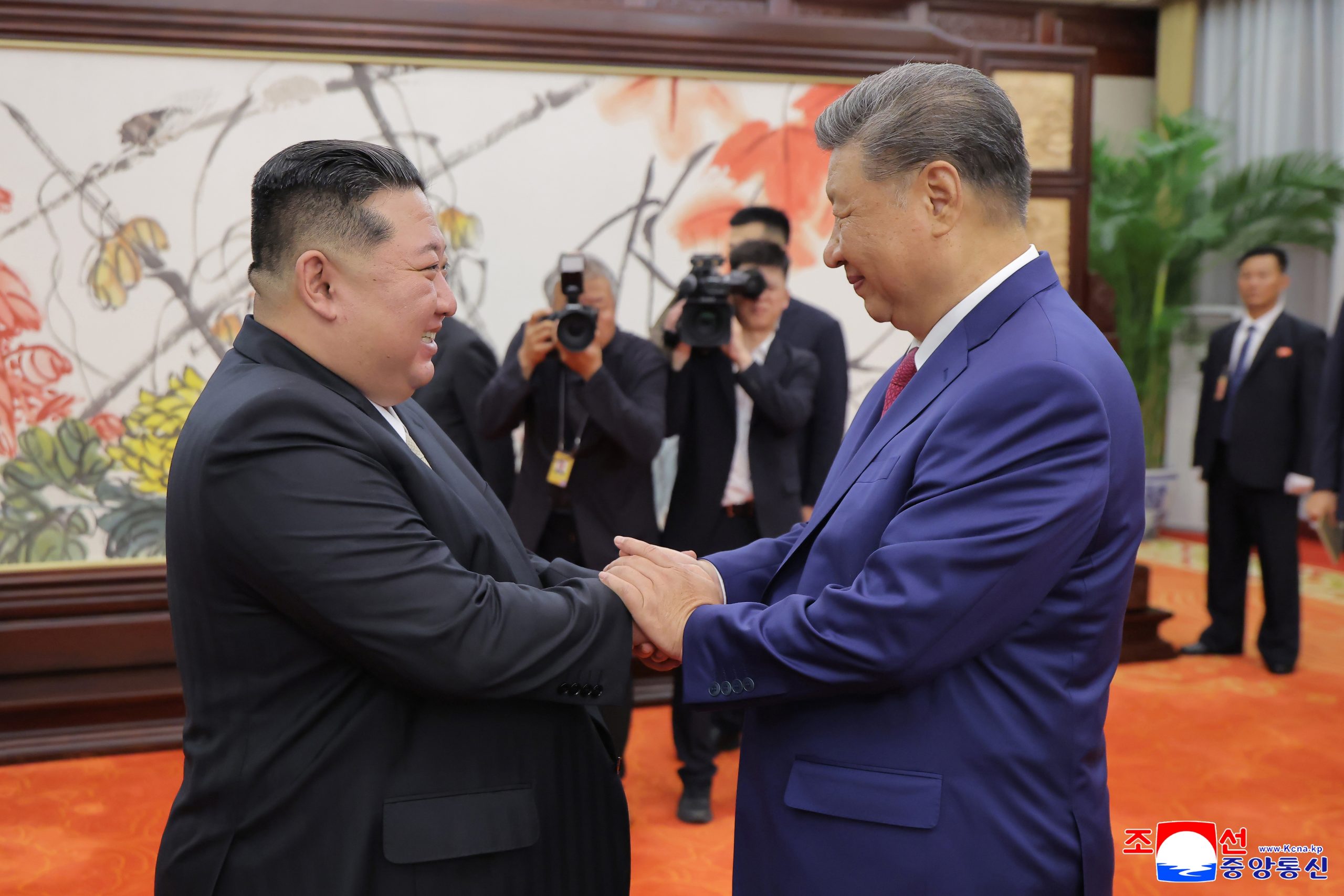 Xi Jinping to meet Kim Jong Un in rare visit to North Korea.