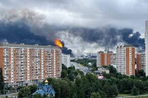 Moscow residents complain of black rain after largest Ukrainian attack hits oil refinery.