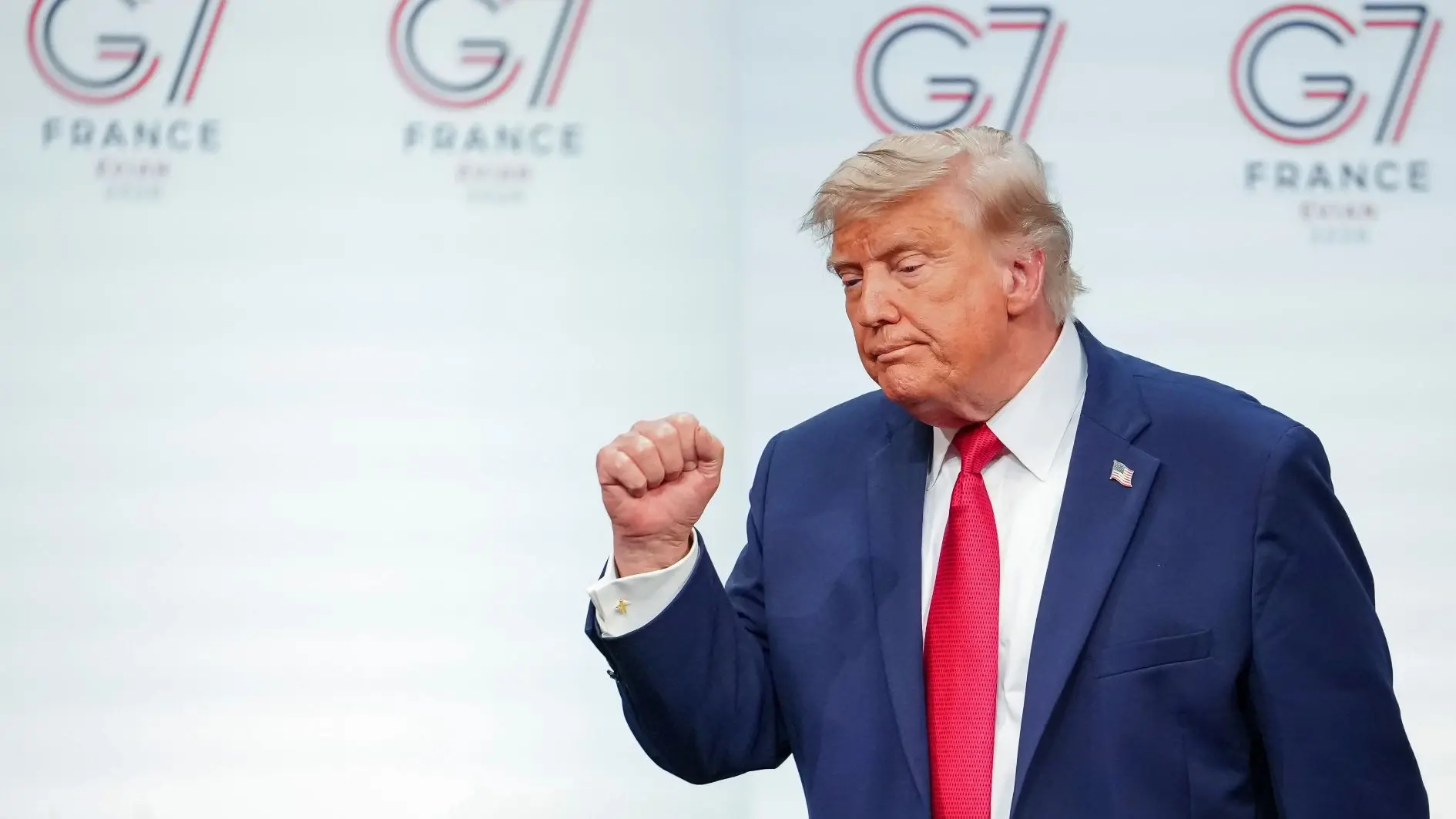 US and Iranian presidents sign deal aiming to end war.