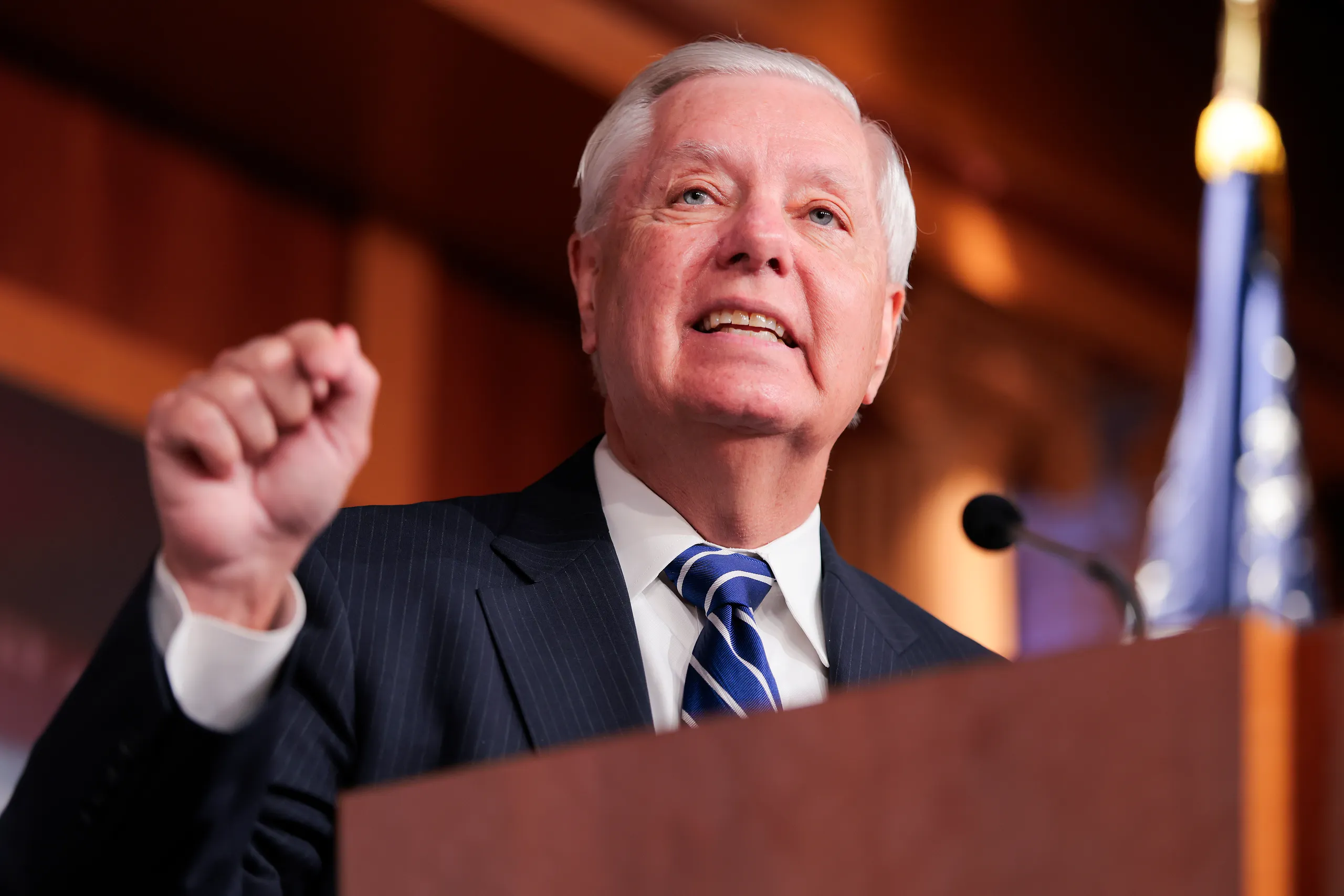 US senator and close Trump ally Lindsey Graham dies after 'brief and sudden illness'.
