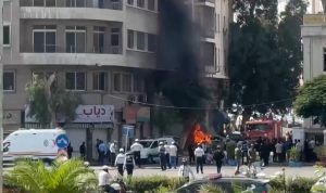 Explosions injure 18 in Damascus during Macron's visit.