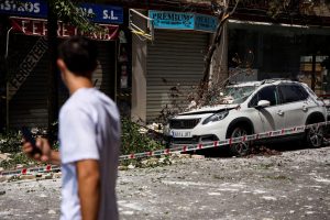 Earthquake rocks Spain's historic Granada, injuring three.
