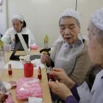 Japan's Number of Centenarians Tops 100,000.