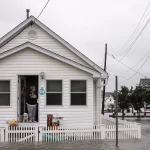 One dead as nor'easter storm pummels New York and New Jersey.