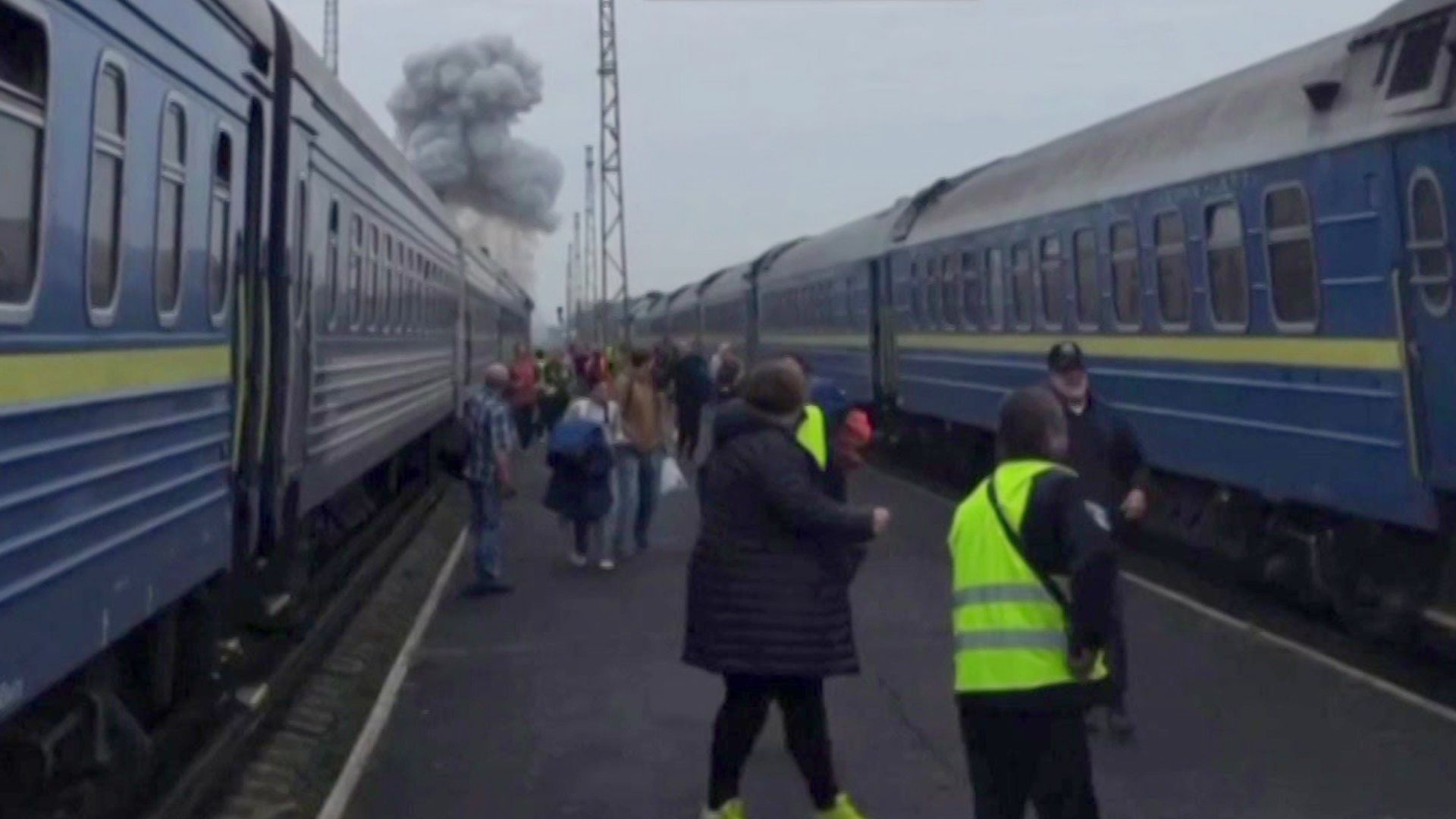 Moment Russian strike hits near Ukraine-Poland border.